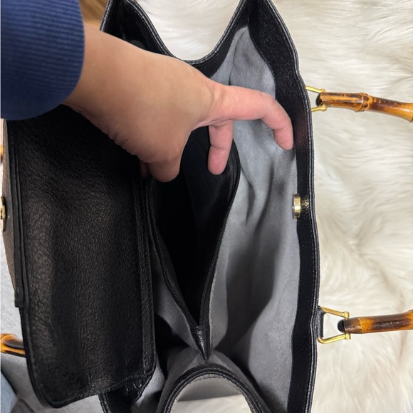 Authentic Gucci Diana Bamboo Black Tote - Picture 10 of 17